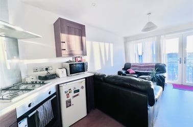 Loughborough Road, West Bridgford, Nottingham - Image 3